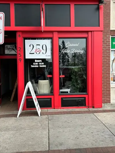 Window Graphics Photo